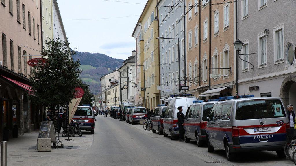 Salzburg vs. Lazio: Polizei fährt in Innenstadt auf