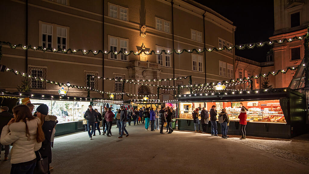 20211118_fmt_christkindlmarkt_eroeffnet_mw-4.jpg