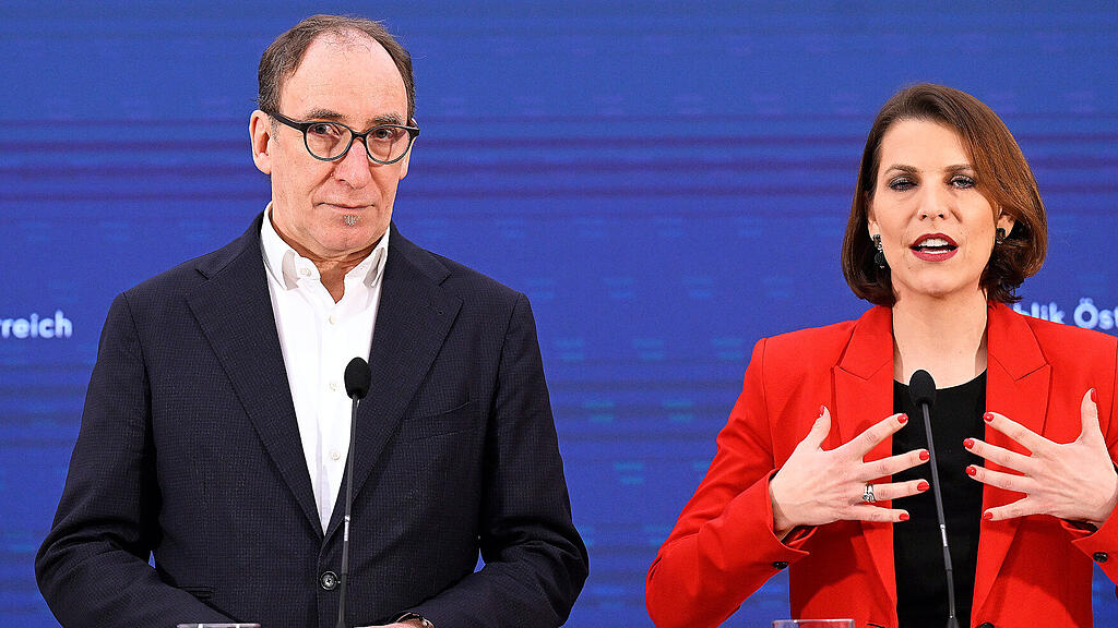 Rauch und Edtstadler im Ministerrat