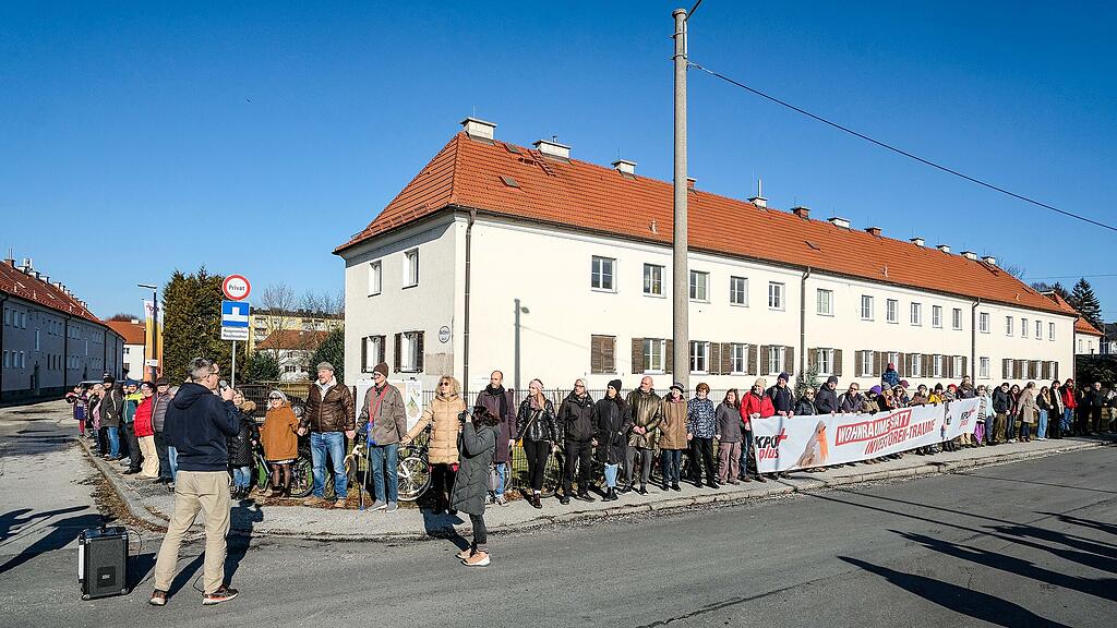 Auftakt KPÖ PLUS bei Südtiroler Siedlung, (c) Georg Kurz, honorarfrei (4).jpg