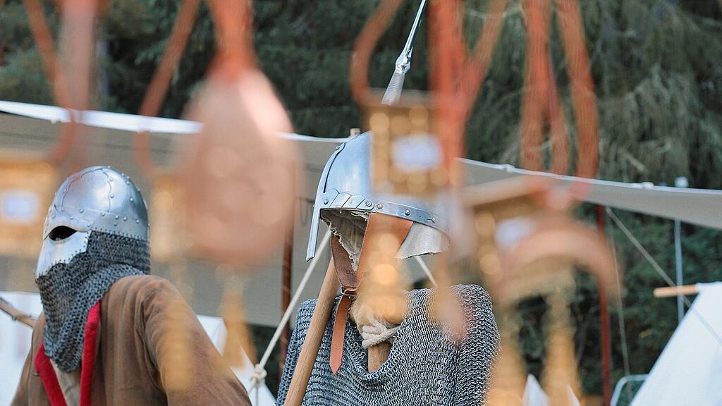 Mittelalterfest auf Burg Finstergr\u00fcn