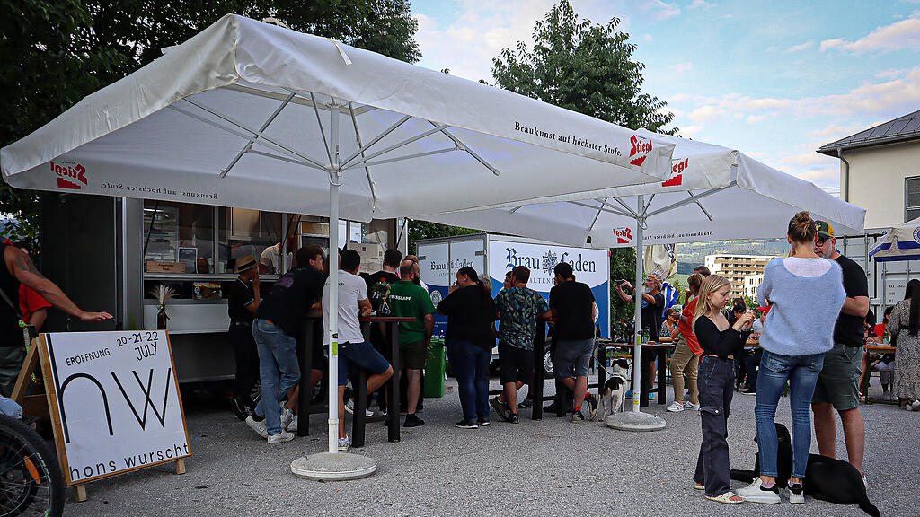 "Hons Wurscht" W\u00fcrstelstand Hallein