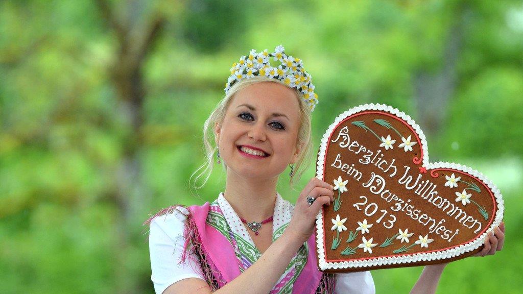 Salzburgerin ist Narzissenkönigin