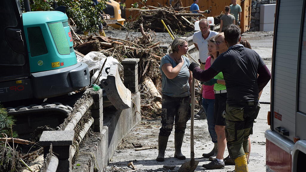 Unwetter_Mittersill_Aufr\u00e4umarbeiten III