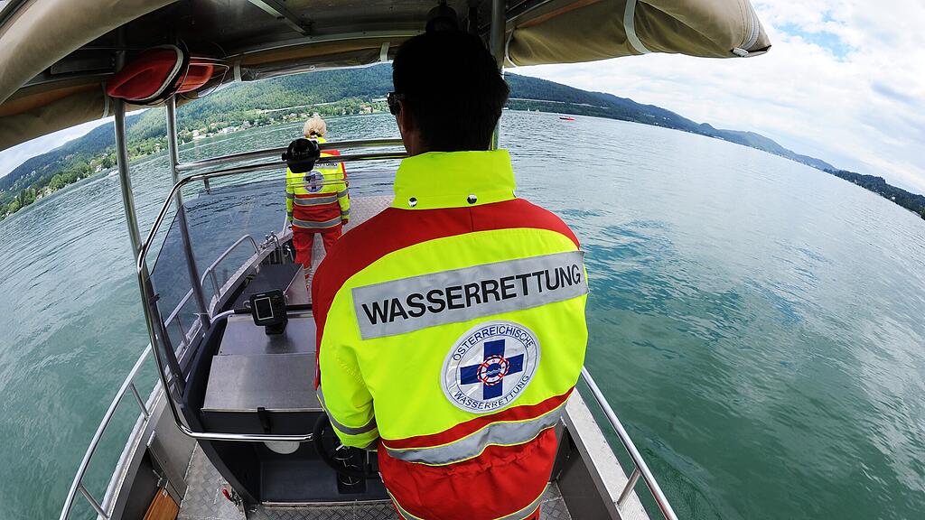 Die Wasserrettung konnte den Burschen nur mehr tot bergen. (Symbolbild)