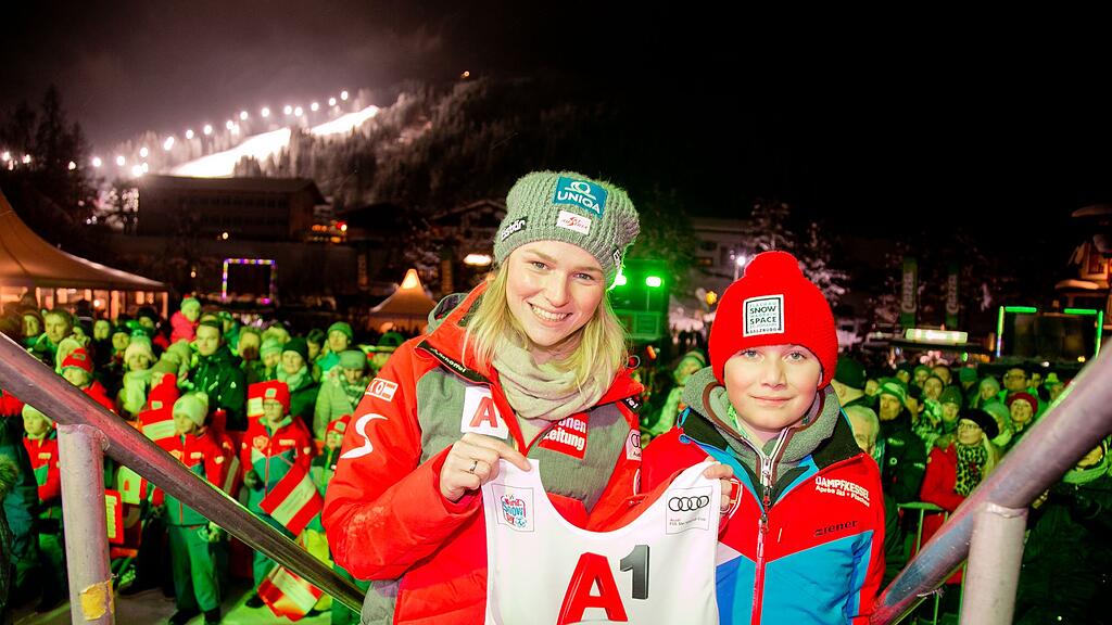 Startnummernausgabe in Flachau