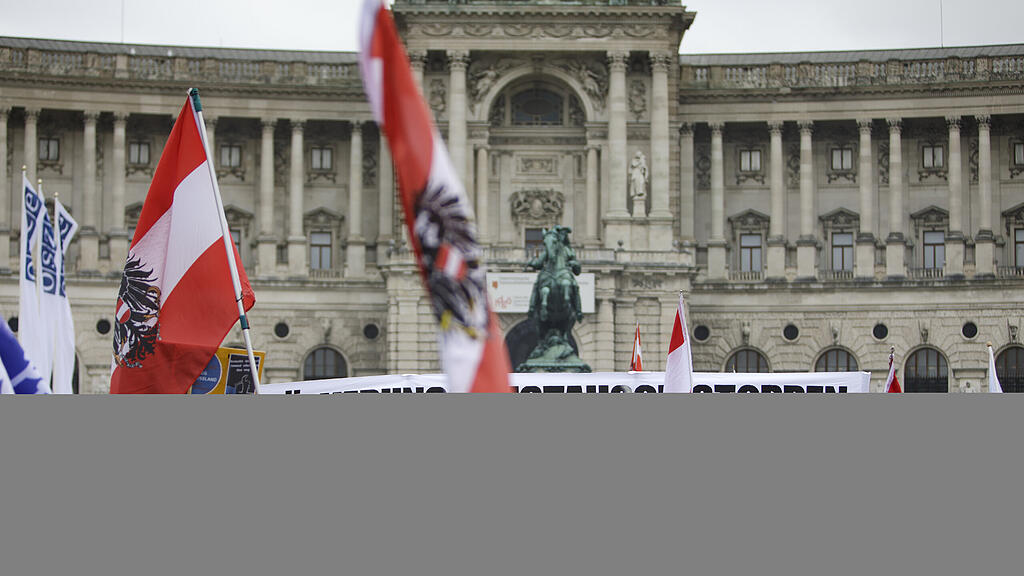 Demo am Heldenplatz