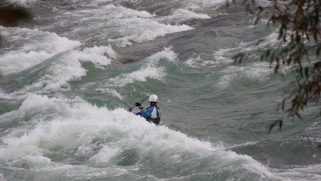 Kajak Freestyle auf der Salzach