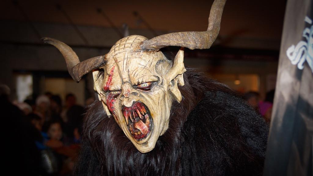 Gnigler Perchtenlauf
