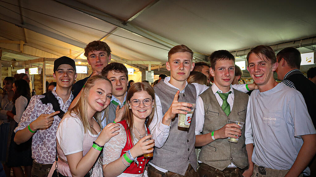 Bierzelt H\u00fcttschlag