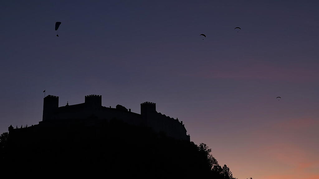 Festungsflug der Paragleiter