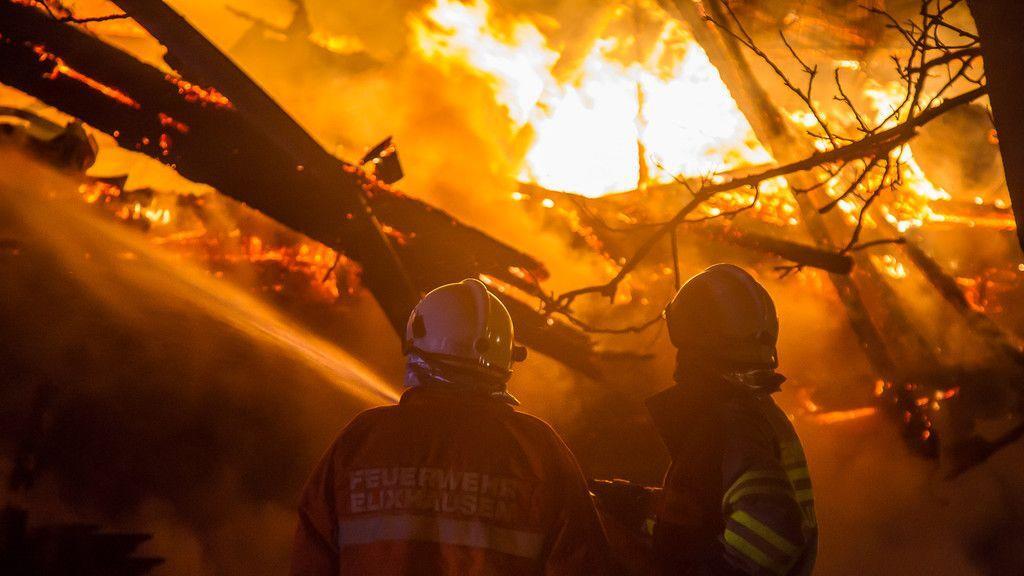 Großbrand bei Bauernhof in Seekirchen