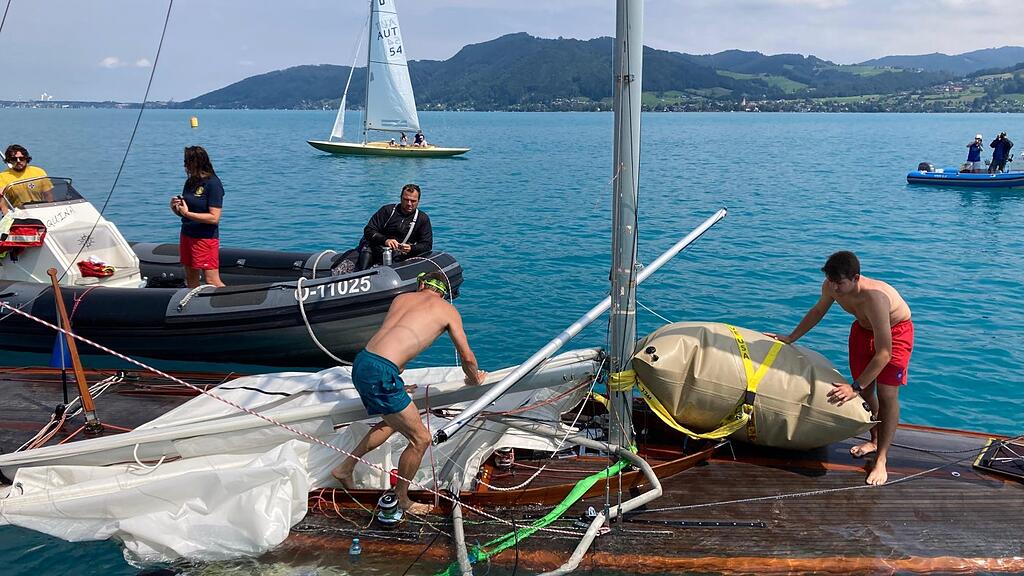 Bergung Holzboot Attersee