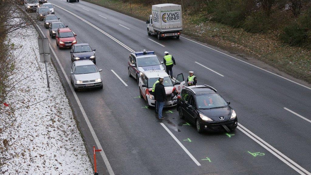 Auffahrunfall bei Anifer Kreuzung