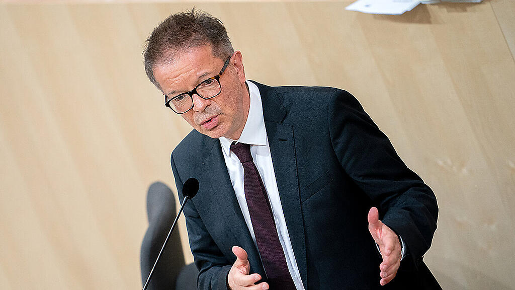 Laut Gesundheitsminister wird bei Testungen massiv zugelegt werden
