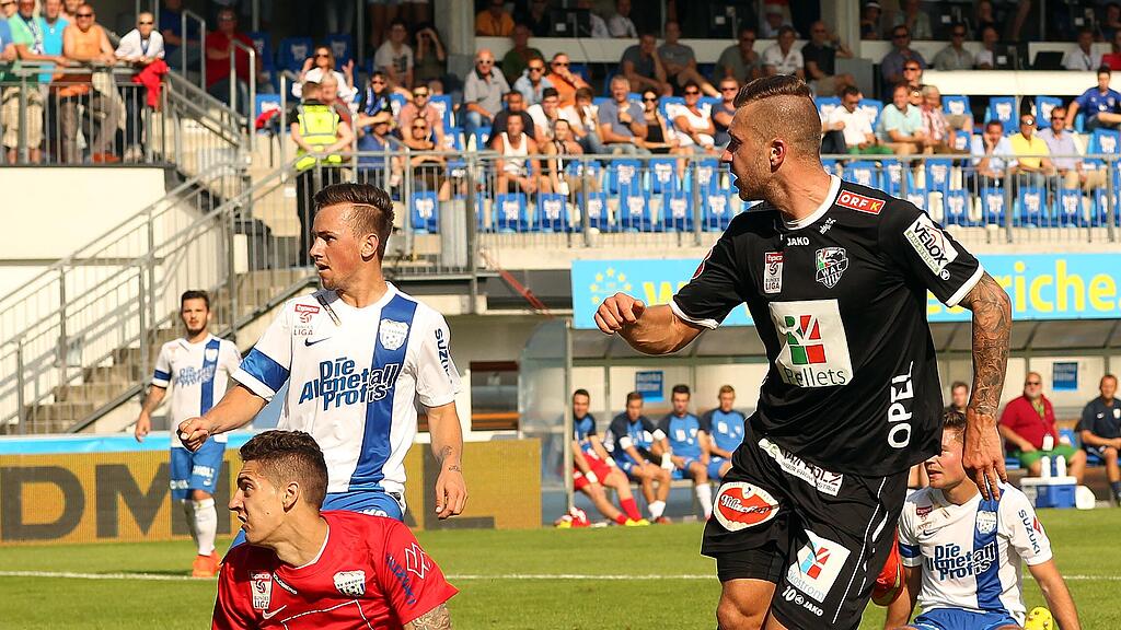 Grödigs Handle und Stankovic hatten bei Zuljs Treffer zum 1:0 das Nachsehen.