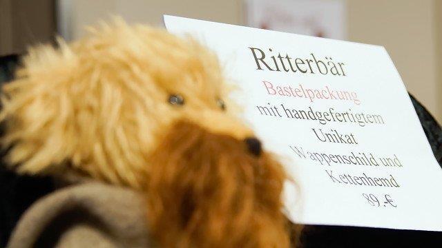 2. Puppenbörse in Salzburg, I