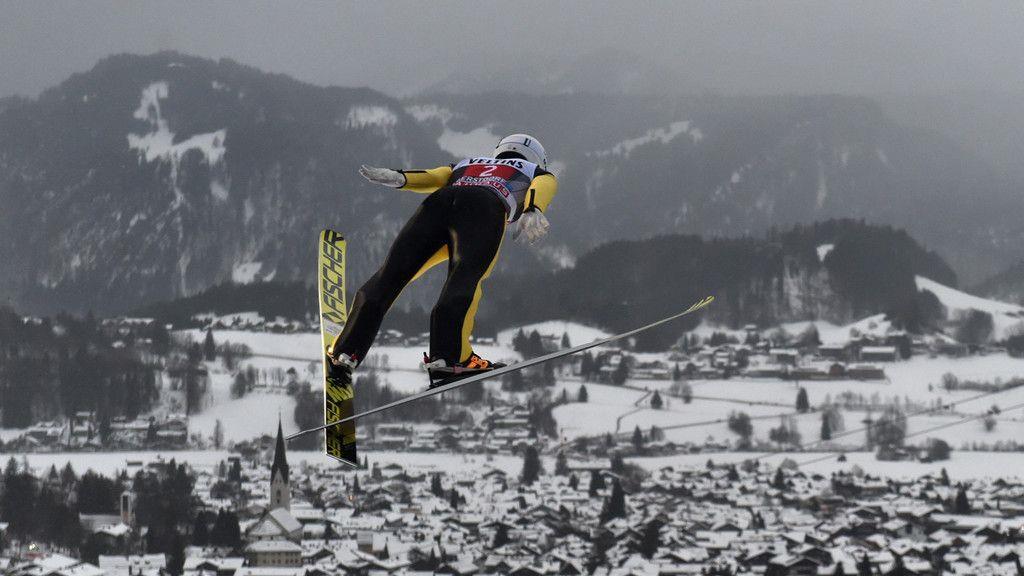 Auftakt zur Vierschanzentournee in Oberstdorf