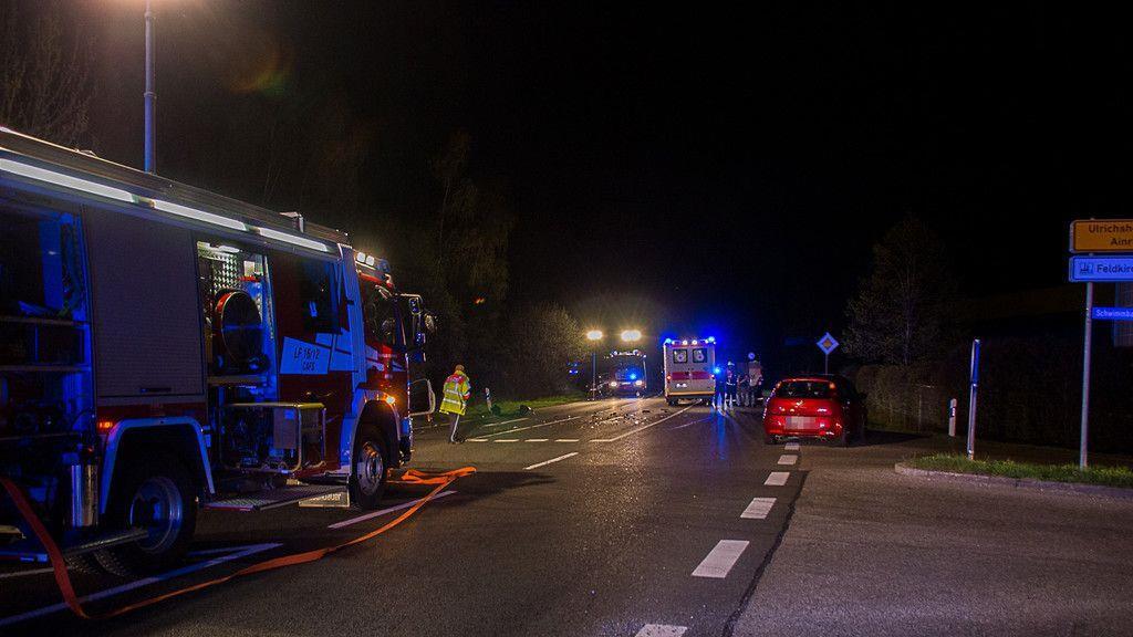 Fünf Verletzte bei Unfall auf der B20