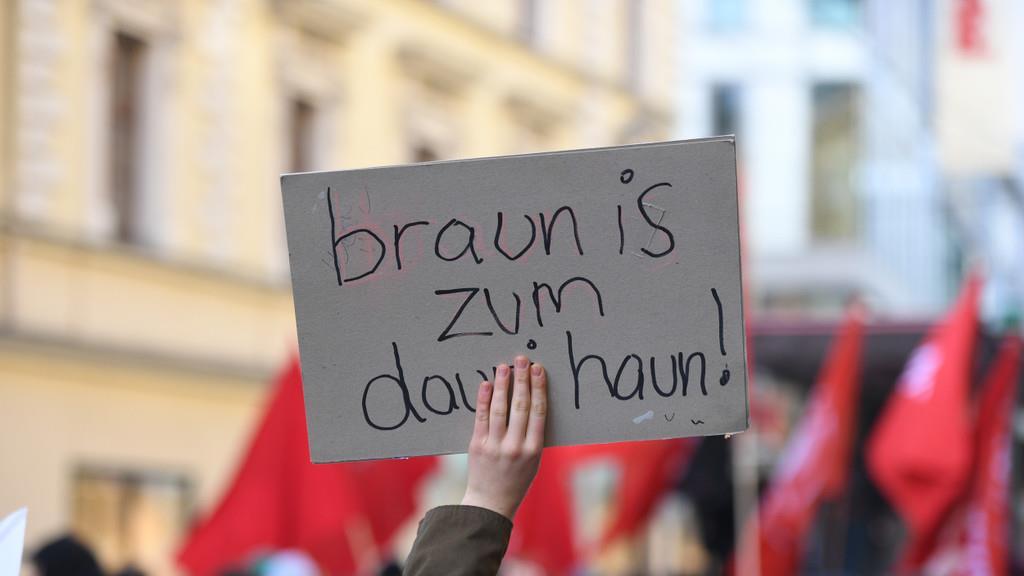 "Verteidiger Europas": Gegendemo