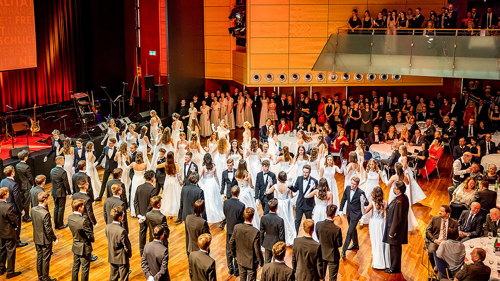 Rot Kreuz Ball 2020