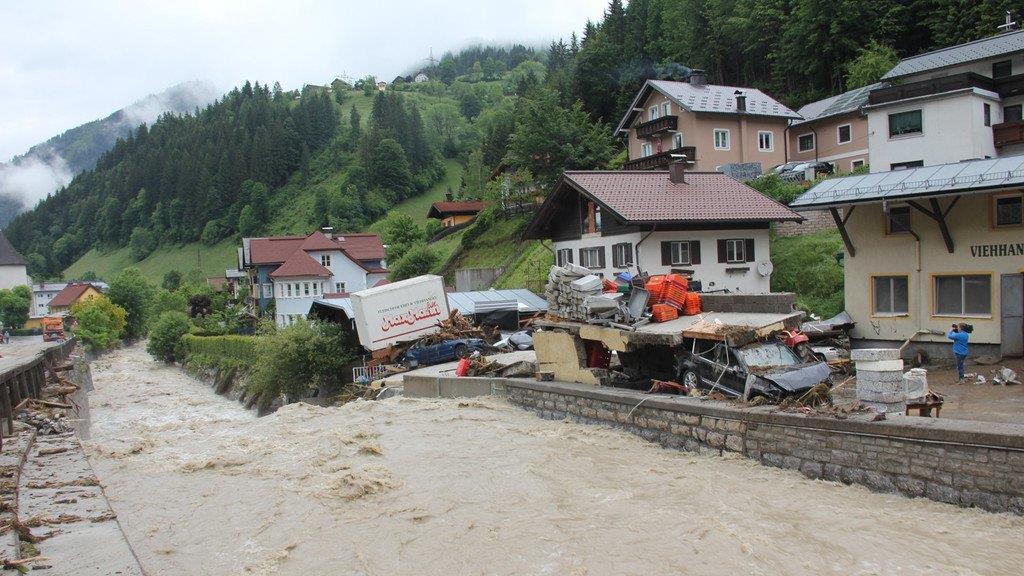 Verwüstung in Hüttau
