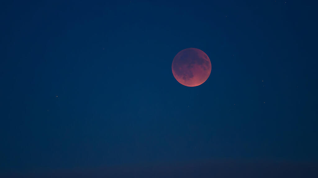 Mondfinsternis über Wien