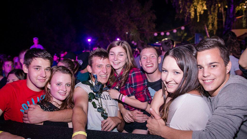 DJs, Wasser, Feuerwerk: Das Malibu hatte alles, was ein Strandfest braucht.
