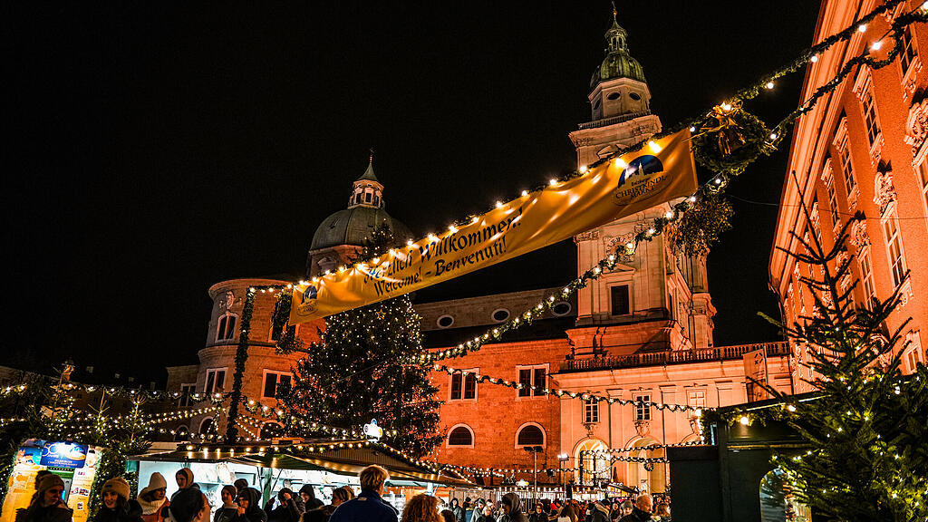 Impressionen der Christkindlmarkt Er\u00f6ffnung