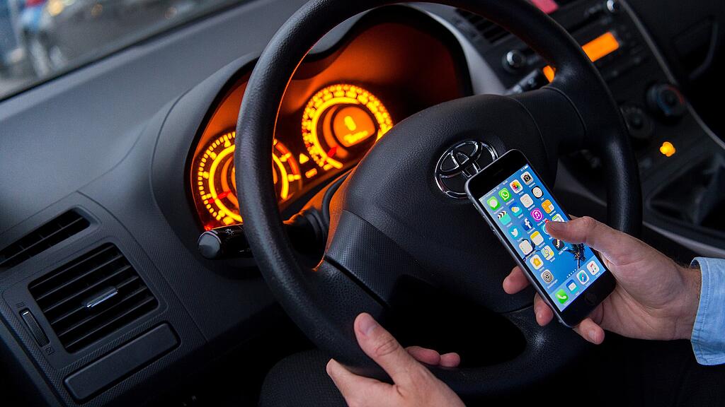 Handy am Steuer, Handyblitzer