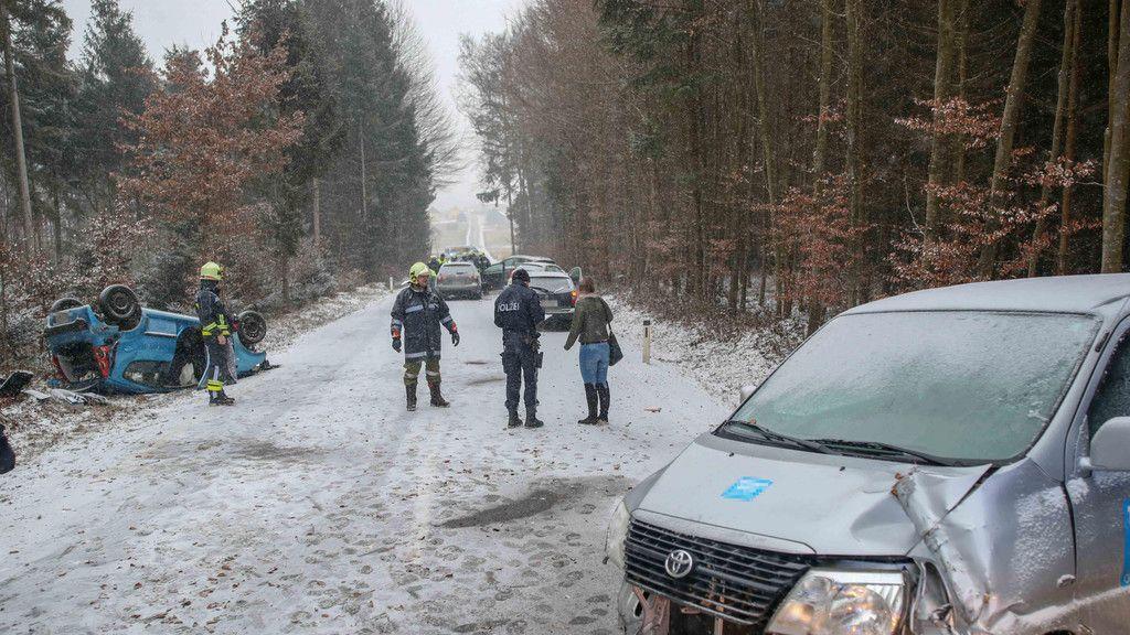 Sechs Verletzte bei Unfall in Feldkirchen