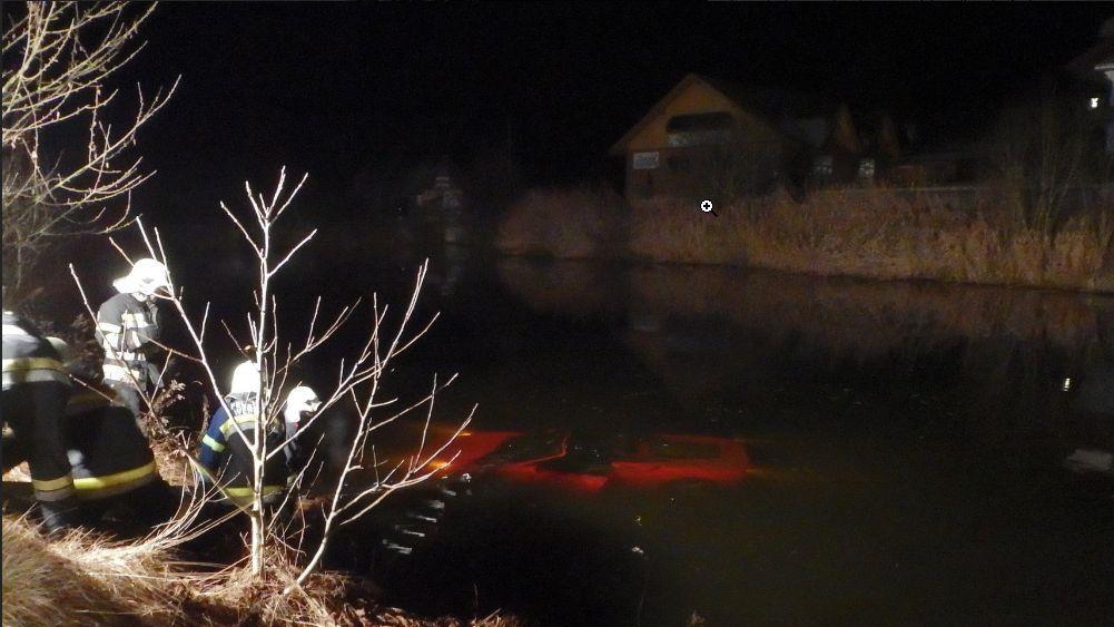 Ferrari in Kärnten im Teich versenkt