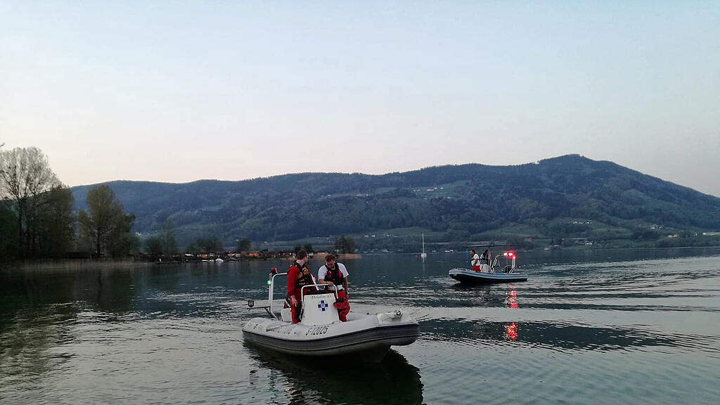 Taucher der Wasserrettung fanden die Leiche des 19-Jährigen.