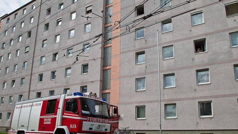 Mann aus verrauchter Wohnung gerettet