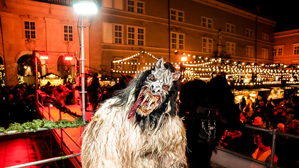 Der Krampuslauf am Christkindlmarkt