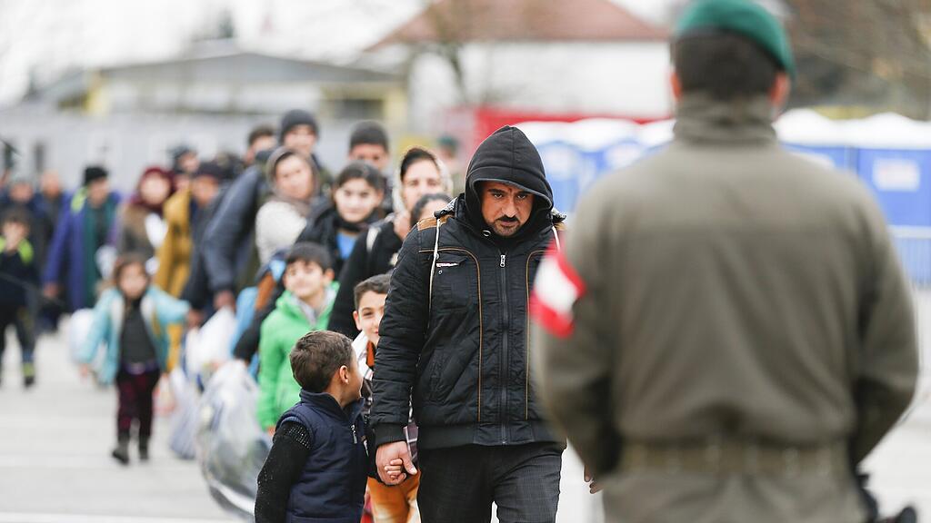 In Spielfeld waren 2016 zahlreiche Flüchtlinge an der Grenze (Archivbild)