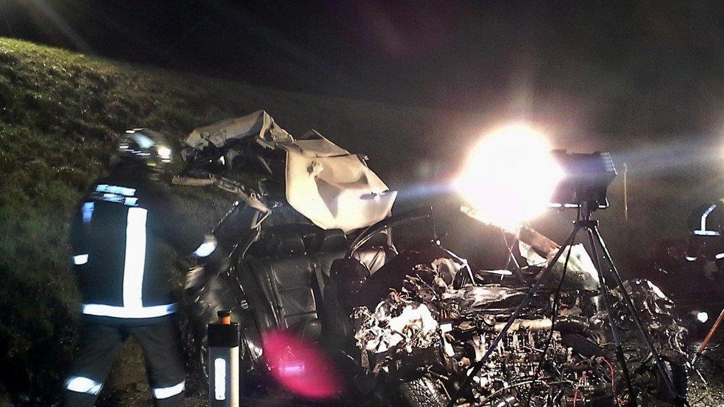 Zwei Tote bei Crash auf B178 in Tirol