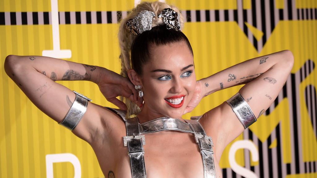 MTV Video Music Awards 2015: Stars auf dem roten Teppich