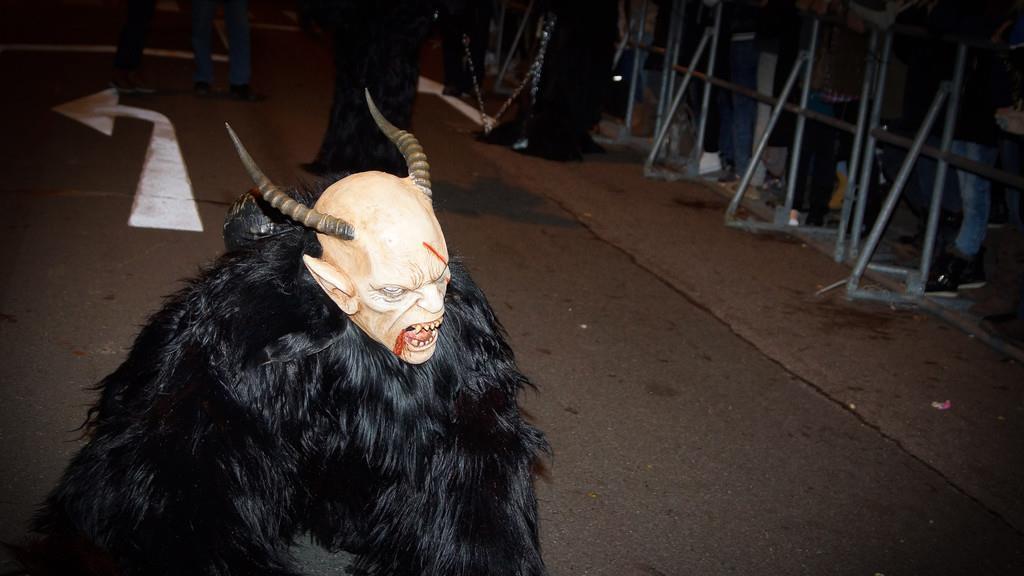 Gnigler Perchtenlauf