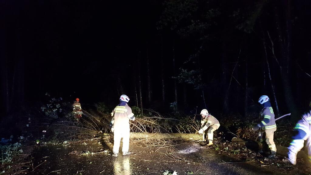 Auch in Seekirchen musste die Feuerwehr in der Nacht ausrücken.