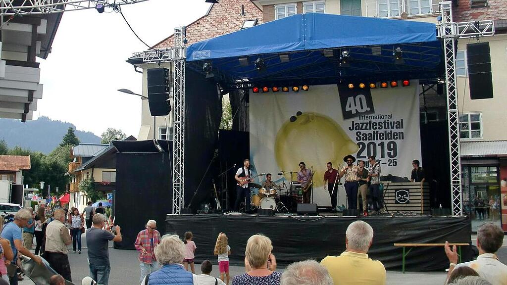 Das Jazzfestival hat die Pinzgauer Stadt fest im Griff
