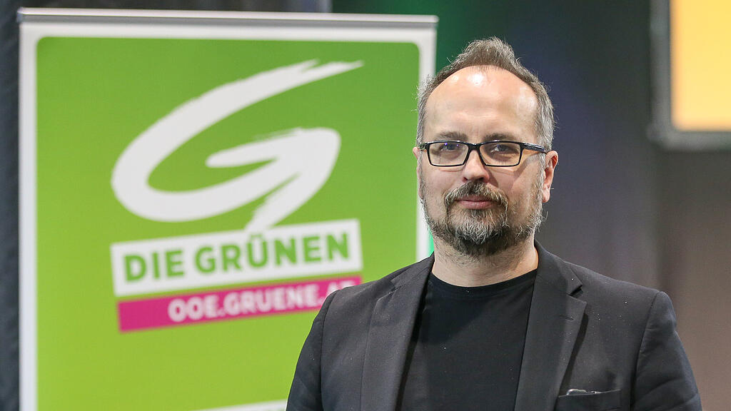Michel Reimon bekam einen Schlagstock auf den Kopf geschlagen.