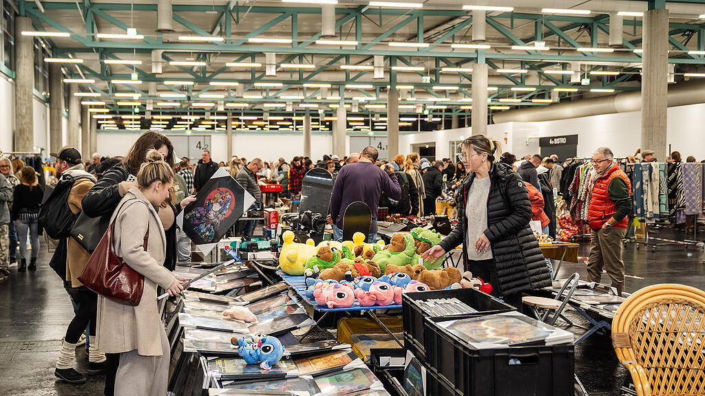 Nacht-, Antik- und Trödelmarkt