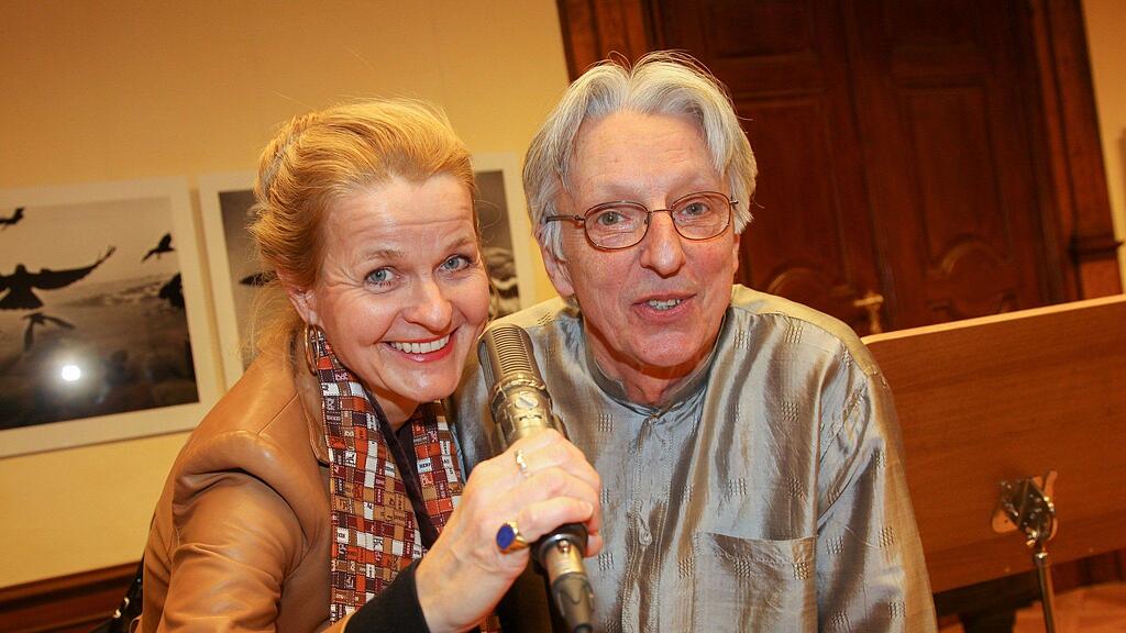 Galeristin Karin Rehn-Kaufmann und Künstler Walter Mayr.