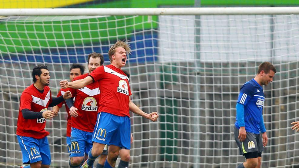 Der FC Hallein 04 steht derzeit mit breiter Brust da.
