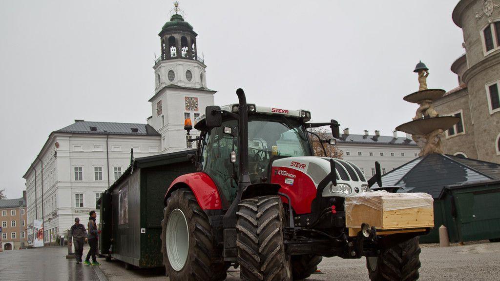 Salzburger Christkindlmarkt 2016: Aufbau gestartet, I