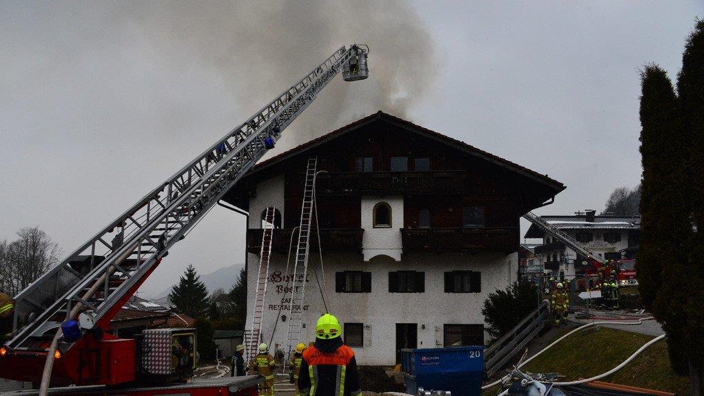 Gasthaus in Vollbrand, III