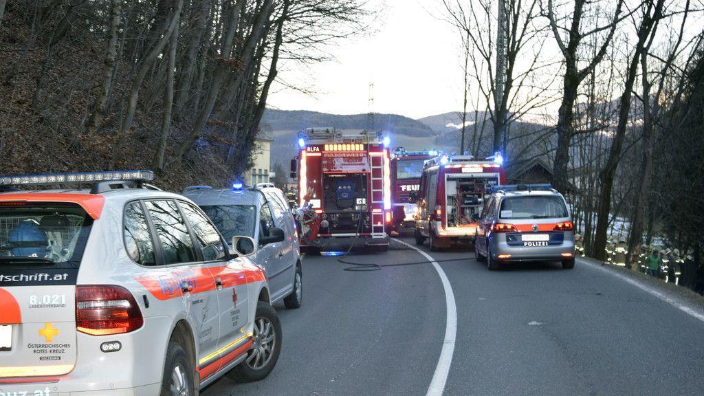 Schwerer Verkehrsunfall in Niederalm