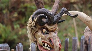 Maskenausstellung "Grossarler Gschlacht"