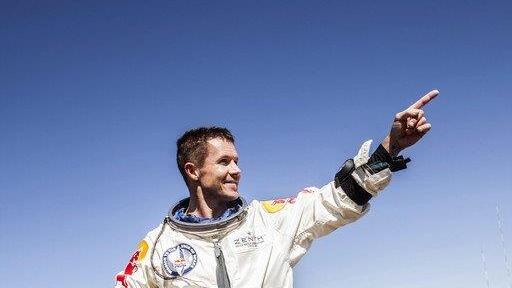 Der Stratos-Sprung von Felix Baumgartner (EPA)